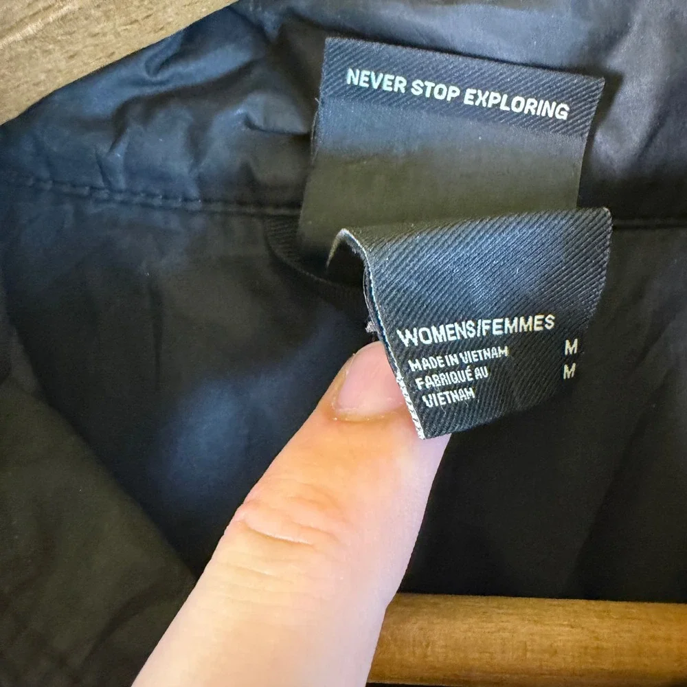 The North Face Womens Black Quilted Puffer Jacket‎ Full Zip Size M 6932